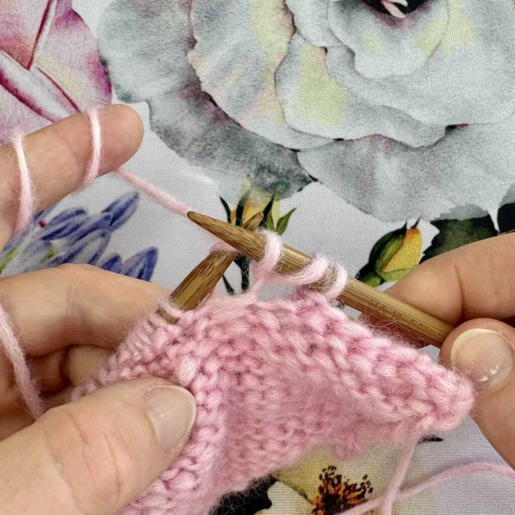 Elastyczne zamknięcie robótki. 